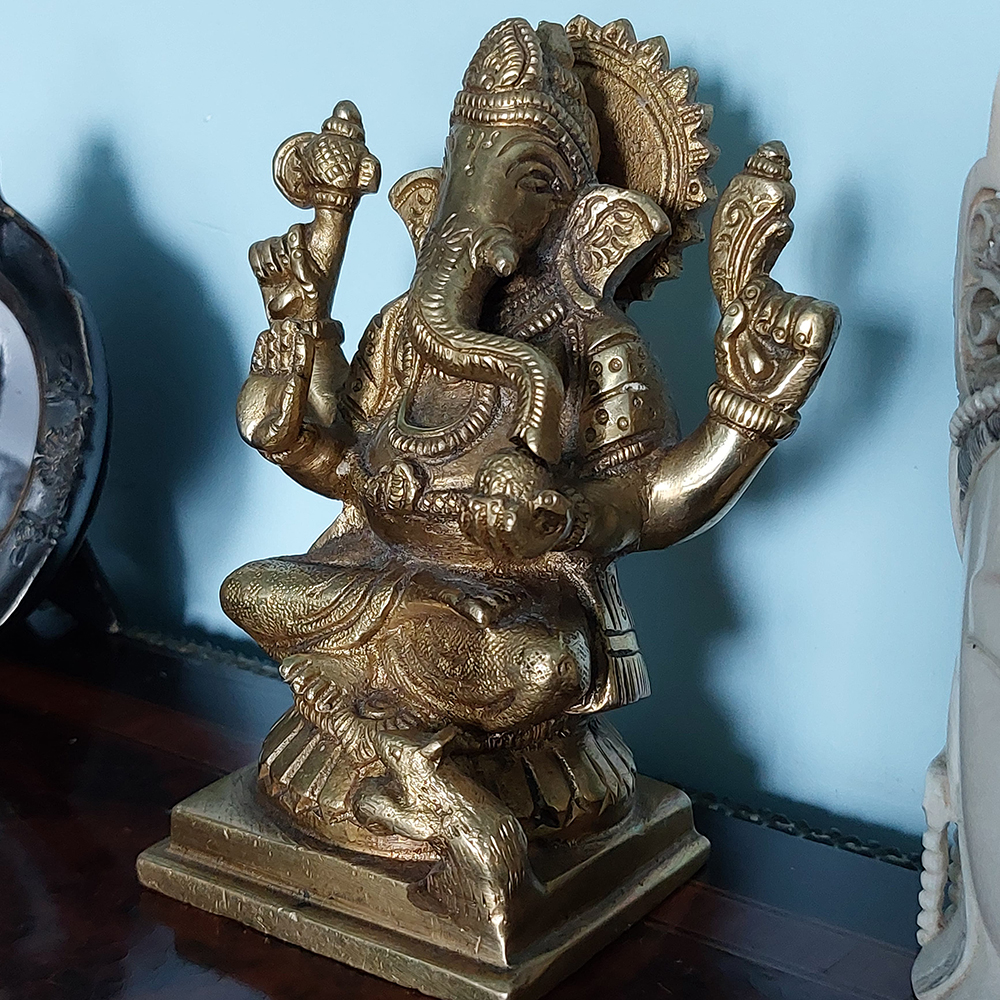 Dans notre bureau - Ganesh