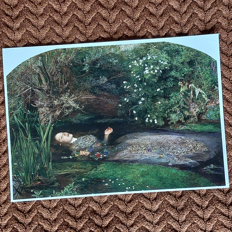 Le tableau « Ophélie » (1851-1852, en anglais « Ophelia ») du peintre britannique John Everett Millais nous a inspiré une scène de baignade au petit matin...